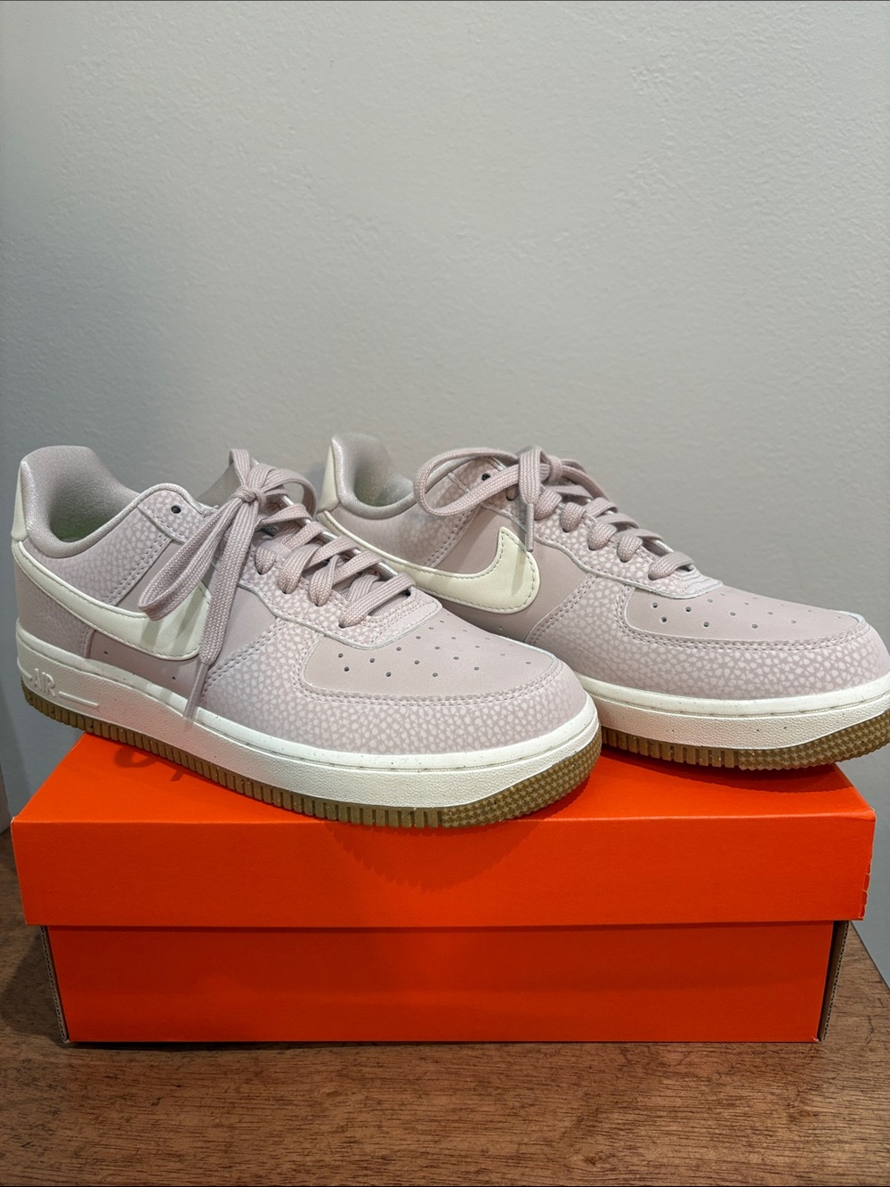 Nike Air Force 1 ‘07 NN Low Top Sneakers